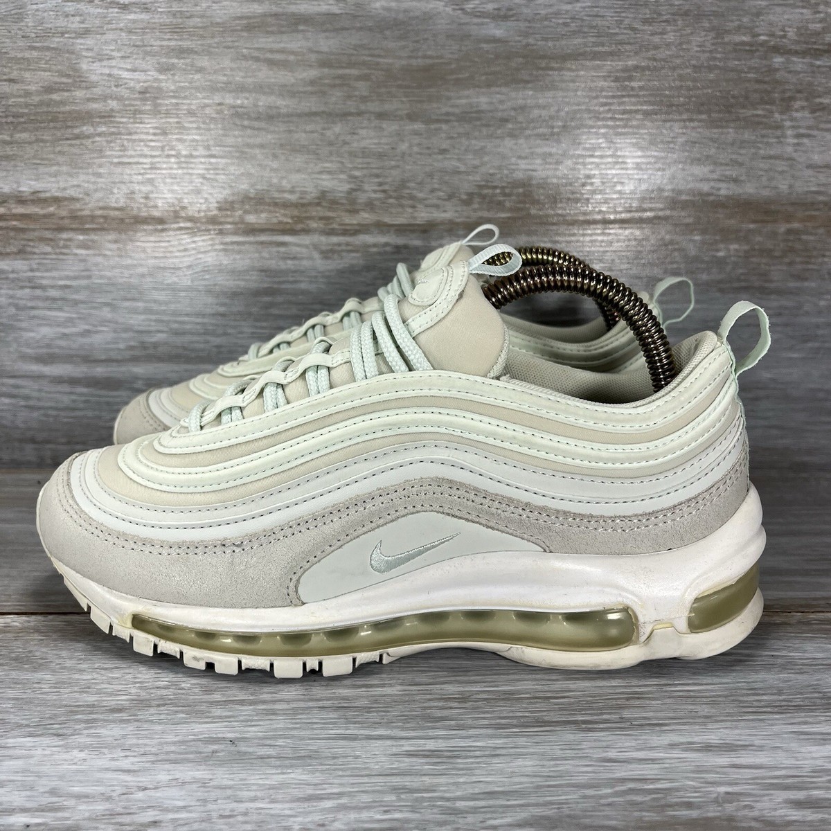 womens air max barely green