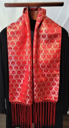 Gorgeous Silk Scarf Shawl Wrap , made of Gold, and Silk Threads. Gift for her - Picture 14 of 54