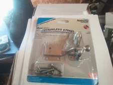 National Hardware Max Latch V29A SELF-LATCHING