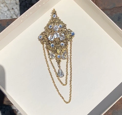 VTG Estate Costume Jewelry Large Filigree Brooch Dangle Chandelier Rhinestone