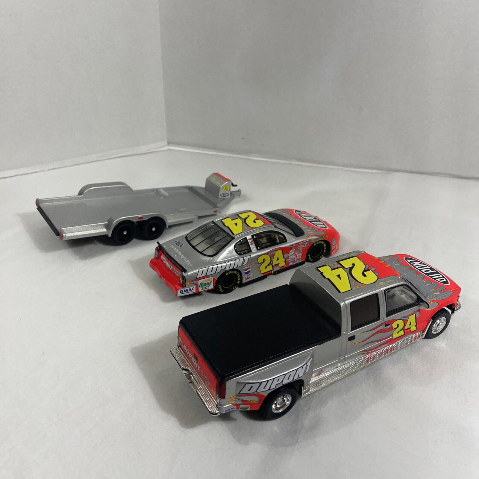 Picture 7 of 24