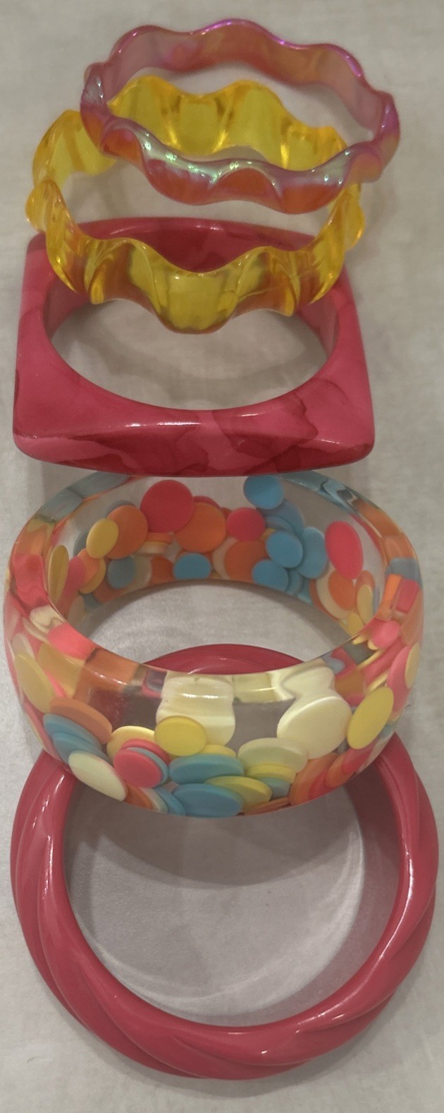 VTG OPAQUE & TRANSLUCENT CHUNKY BANGLE LOT -RARE … - image 6
