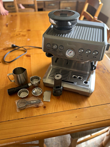 Breville BES870XL w/accessories. For parts, partially taken apart.
