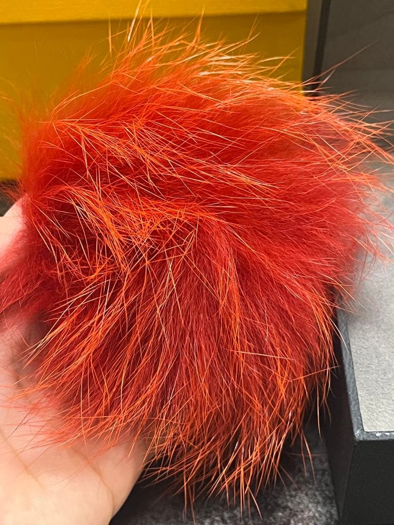 FENDI Analog Watch Leather Red/Black Fur Etched Box Used thumbnail 8