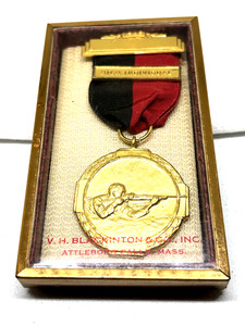 1946 PALM BEACH  MEDAL  IN ORIGINAL BOXES --V. H. BLACKINGTON & CO.