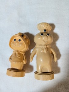 VINTAGE 1974 Pillsbury Dough Boy Poppin Fresh & Poppie Salt & Pepper Shakers