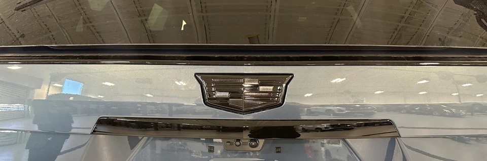 2025 /2026 Cadillac Escalade Black Out Gloss Emblems Front And Rear Kit OEM - Image 4 of 4