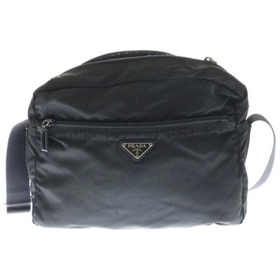 Prada Triangle Logo Nylon Schultertasche schwarz authentisch