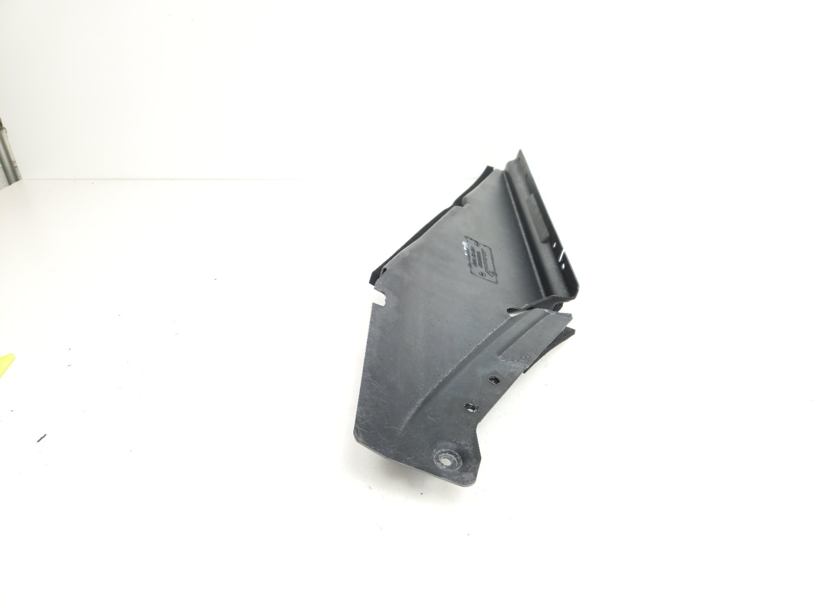 2015-2017 MCLAREN 675LT RADIATOR BRACKET COVER TRIM PANEL 11A9615RP OEM