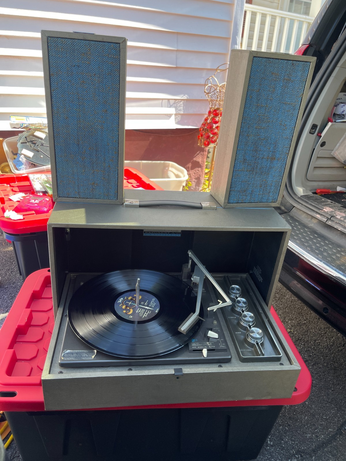Sylvania Exponent 4/10 Solid State Garrard Record Player Tur