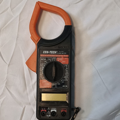 CEN-TECH 66897 Digital Clamp Meter CAT III 1000V 1000A 2000 Count Hold