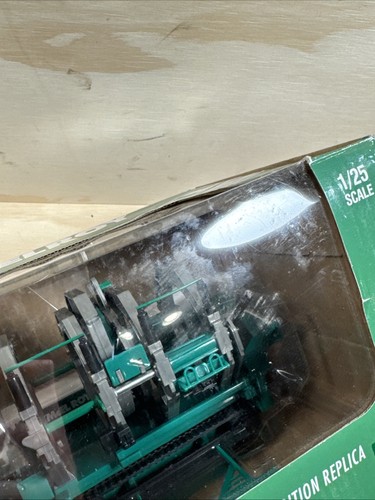 McElroy TracStar 1200 Pipe Fusion Machine 1/25th Scale Model, Collectors Edition - Afbeelding 6 van 19