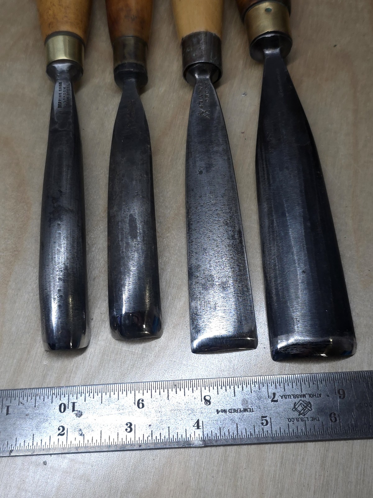 4 Great Big Addis & Herring Wood Carving Gouges Chisels 2 Long Bends 2 Straight