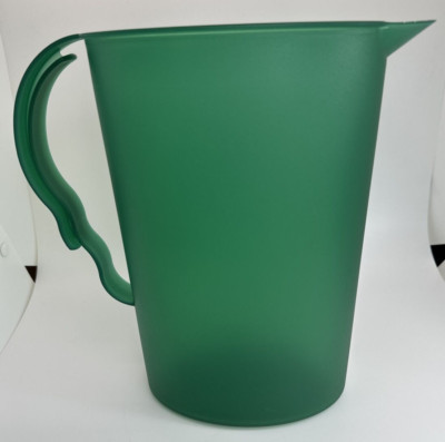 Tupperware Impressions Pitcher Hunter Green #3333B-2 (No Lid) 2.1 L VTG NOS
