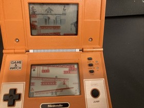 NINTENDO Donkey Kong Game and Watch  Multi Screen (DK-52) 1982 Tested