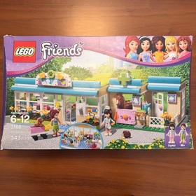 Lego Friends Heartlake Vet 3188 Sophie Mia Minifigs Horse Dog  BOX MANUALS