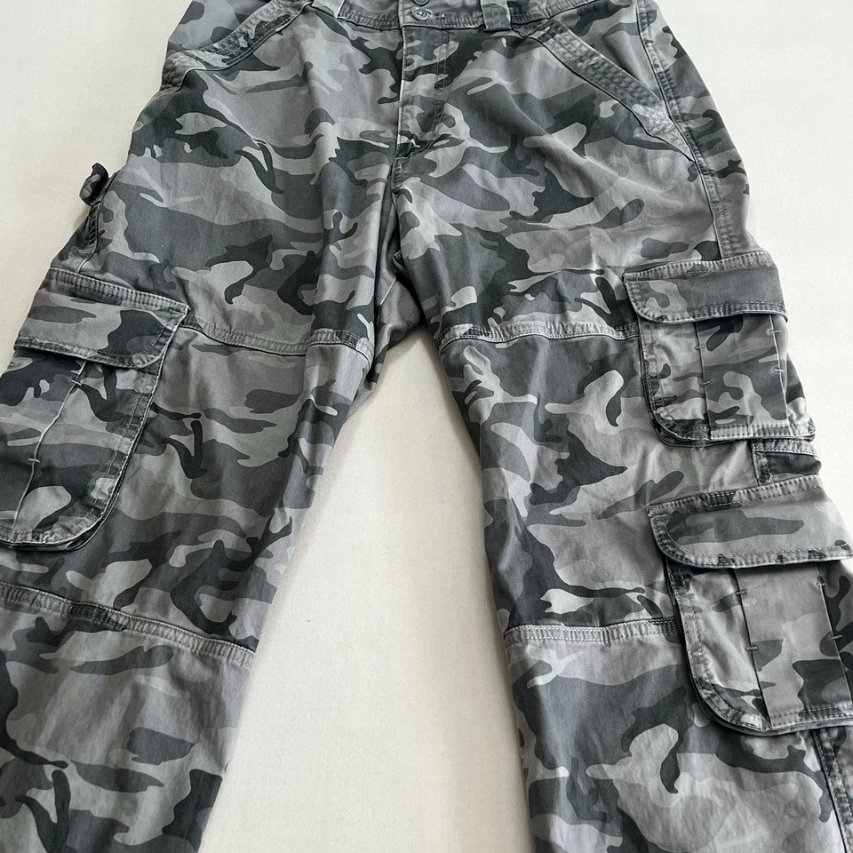 Vintage ABERCROMBIE FITCH 29/8 Camo Cargo Pants Womens Retro Y2K 90s - Image 3 of 4