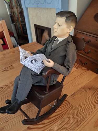 Amazing Vintage 1963 President John F Kennedy JFK Doll In Rocking Chair By Kamar - Picture 13 of 21