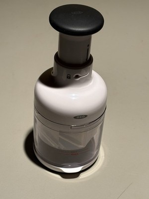 OXO Good Grips Vegetable Chopper - Excellent Condition. 