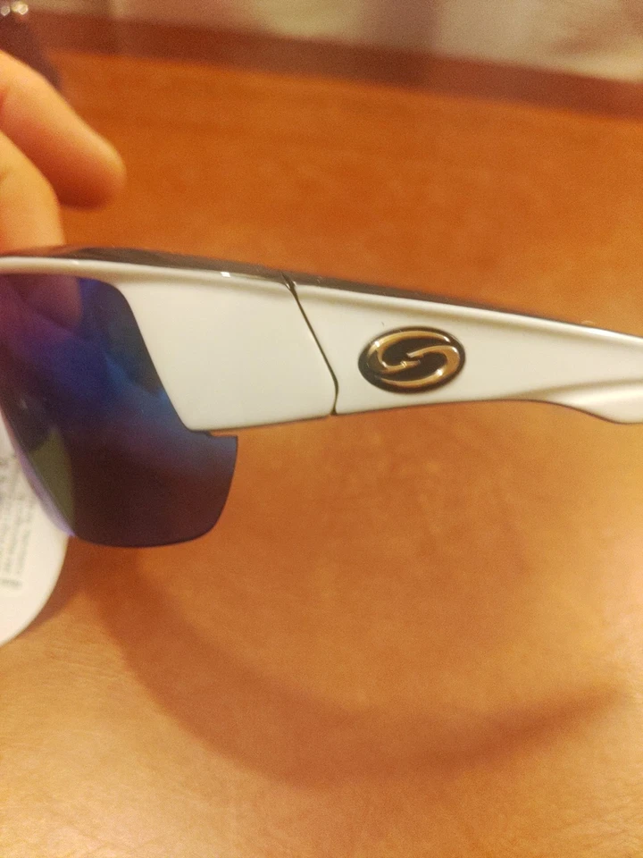 Gafas de sol Strike King SII Optics polarizadas blancas para pesca Foto 3 de 4