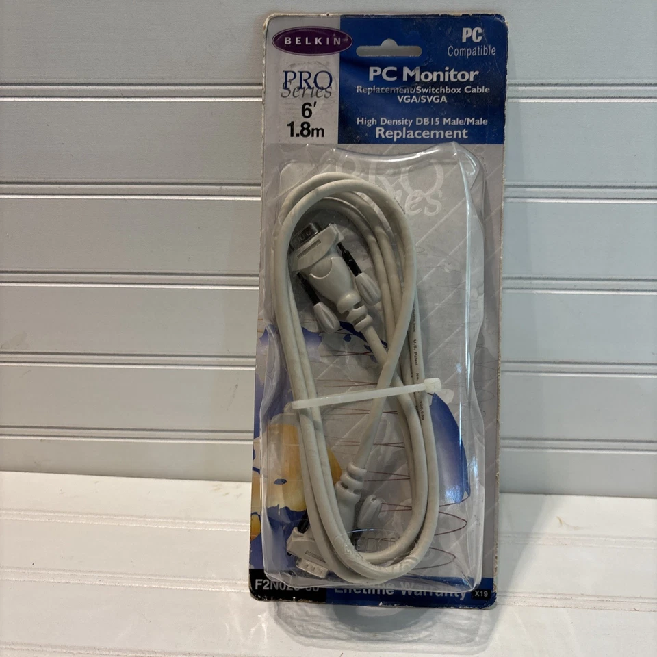 Belkin VGA Cable for PC Monitor High Density DB15 Male, 6ft - Image 3 of 4