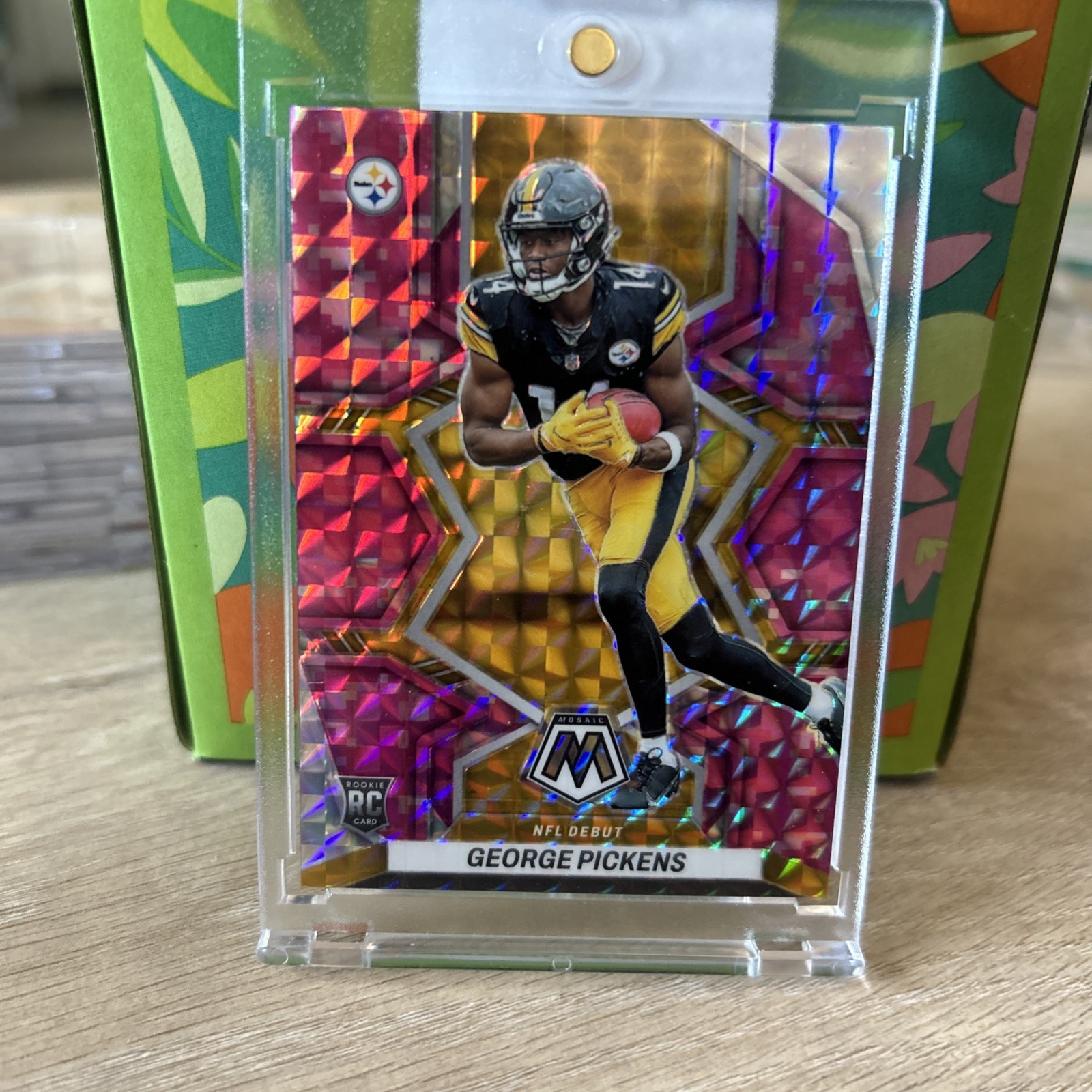 2022 Panini Mosaic - NFL Debut George Pickens #282 Camo Pink Mosaic Prizm (RC)