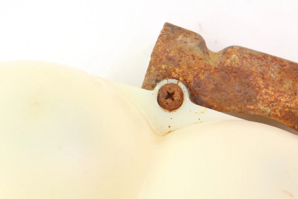 Vacuum Canister Reservoir Tank VW Jetta Rabbit Scirocco MK1 - 058 131 541 - Image 4 of 4