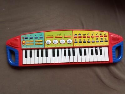 KEY BOARD,PIANO,INSTRUMENTS,RHYTHMS,MUSIC ++ ACTIVITIES, MULTIPLE FUNCTIONS,NICE