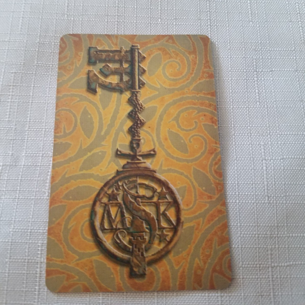Disney Sorcerers of the Magic Kingdom SOTMK Gold Key Card Disney Sorcerers of the Magic Kingdom SOTMK Gold Key Card