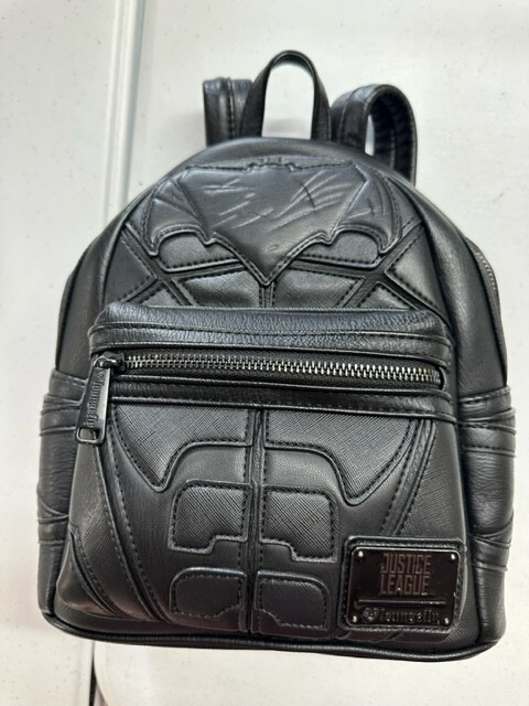 dc mini backpack WOLFpak BATMAN 9L A Fortress Of Poison Ivy Leaves Grows To Safeguard Your Belongings NEW DC Comics Batman Mini
