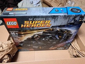 LEGO 76023 The Dark Knight Tumbler Batman Retired UCS  HUGE & *COLLECTOR GRADE*