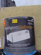 NIB Seagate Free Agent Go Dock White with Travel Case Sealed