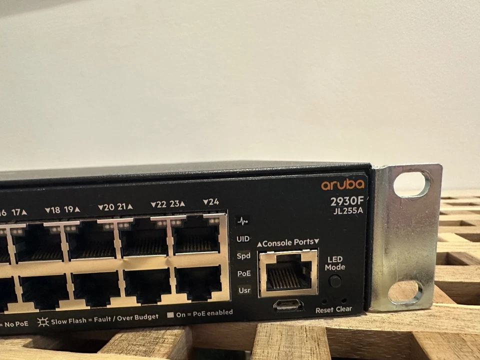 HP Enterprise Aruba 2930F 24 Port PoE+ 4x SPF+ 10 Gigabit Ethernet Switch JL255A - Image 4 of 4