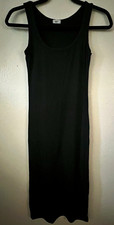 UNIQLO Black Solid Tank Dress Scoop Neck Sleeveless Midi Regular Size M