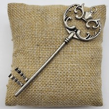 Beautiful vintage Skeleton key pendant large bold steampunk funky
