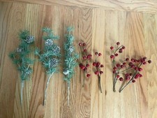 7 Pcs Gift Red Berry and Mini Pine Cone Christmas Picks Branches