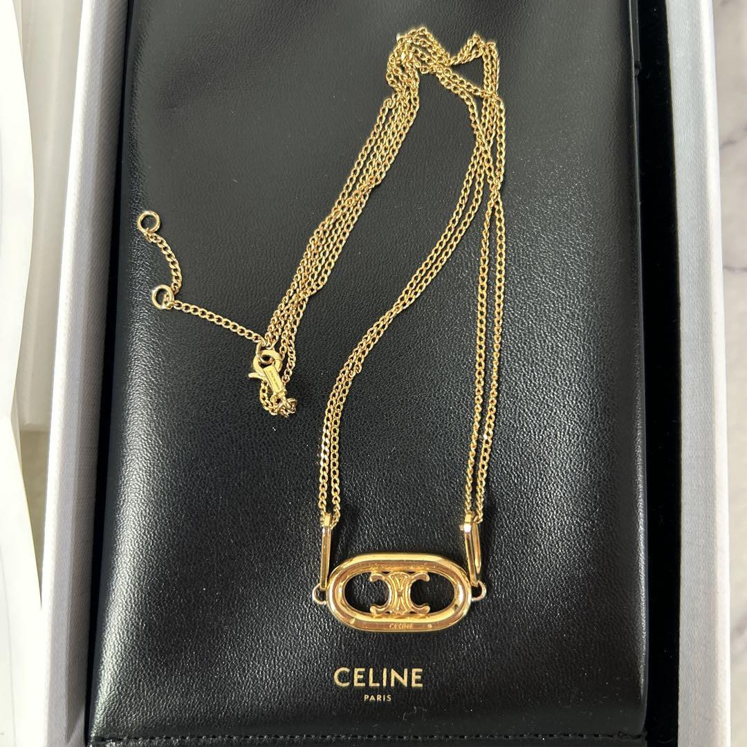 【CELINE】Celine Triomphe Trio Necklace【ランク：Ｓ】 Celine Triomphe Trio Necklace In Brass With Gold Finish Gold