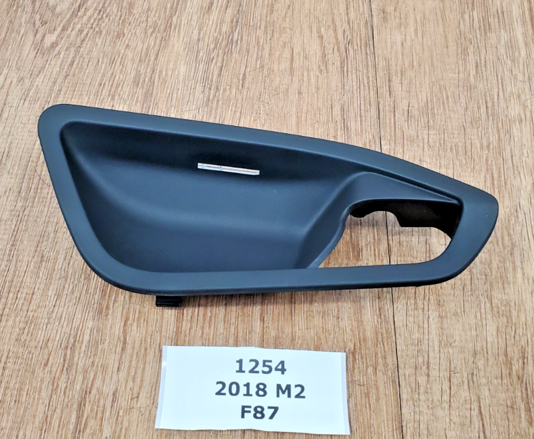 ✓ OEM BMW F22 F23 F87 M2 Front Right Interior Door Handle Inner
