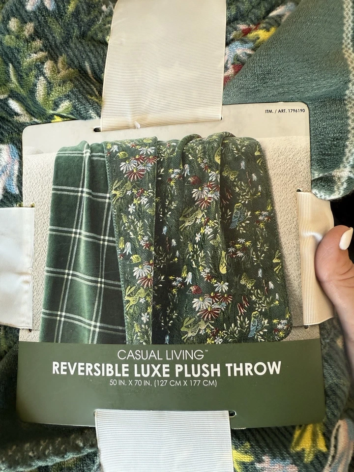 Casual Living Reversível Luxe Pelúcia Lance 50 polegadas X 70 polegadas Em Verde Prado MUITO MACIO - Imagem 3 de 4