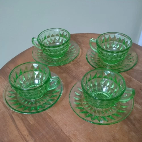 4 Jeanette Windsor Green Uranium Glass Cups And Saucers