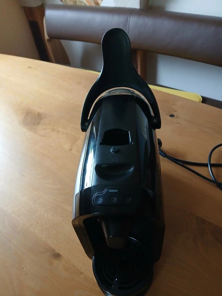 Tchibo Cafissimo Kapselmaschine, Schwarz Im Nichtraucher Haushalt Für 17€ - Bild 2 von 4