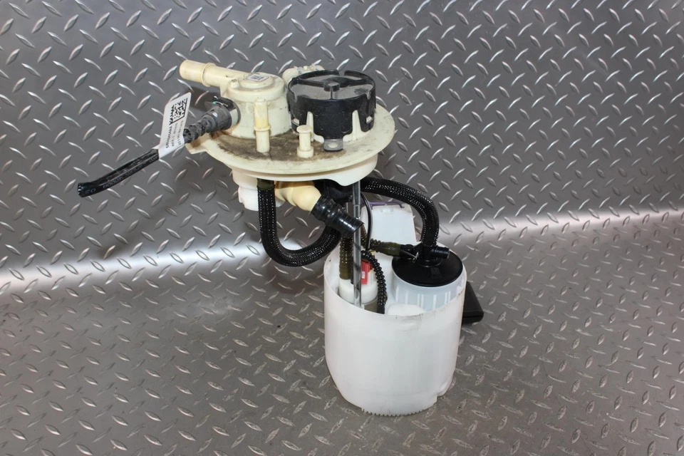 22-23 WAGONEER 5.7L Gasoline Gas Tank Mounted Fuel Pump Sending Unit Factory OEM Foto 2 de 4