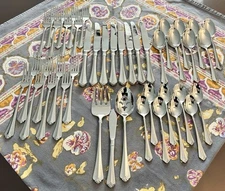 Oneida Cube Glossy 18/10 Stainless Flatware JUILLIARD 43 Piece Serve 8 Indonesia