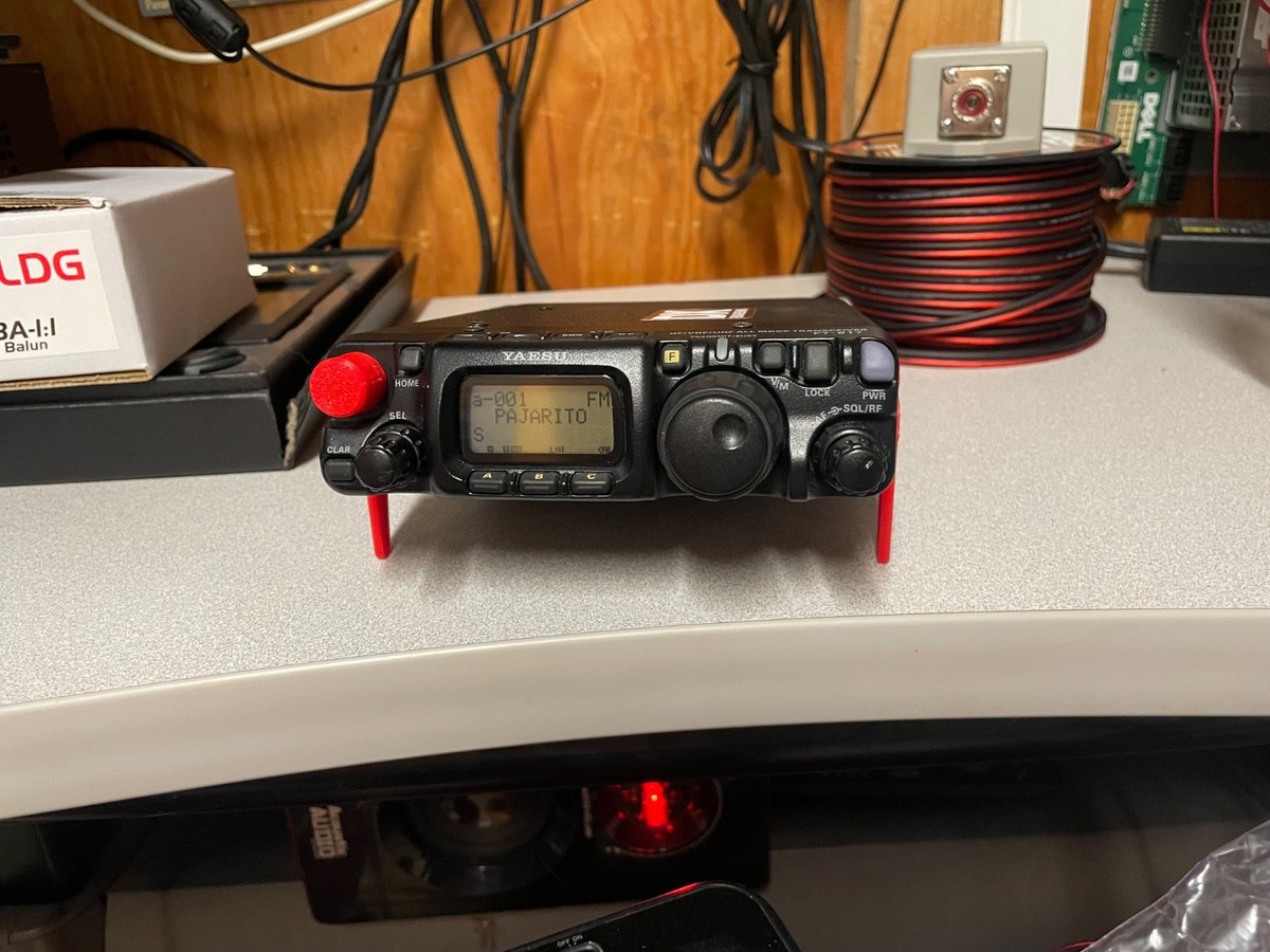YAESU FT-817 トランシーバー Yaesu FT817 Multi-Mode Portable Ham Radio Transceiver
