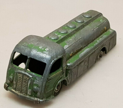 Camion jaune ancien- TONKA-année70,80 - Label Emmaüs