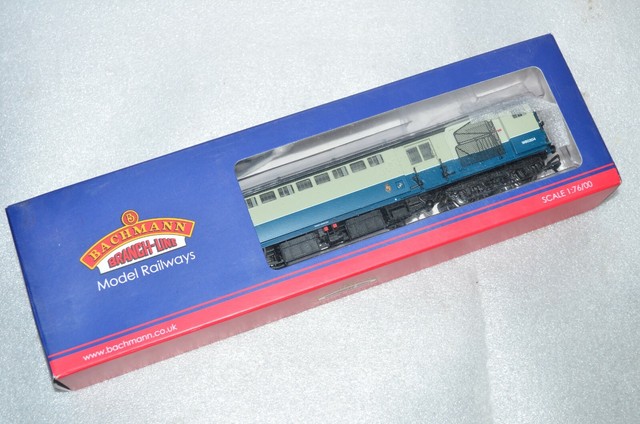 39-426 Bachmann OO Gauge BR MK1 POS Post Office Sorting Van BR Blue /& Grey Nets