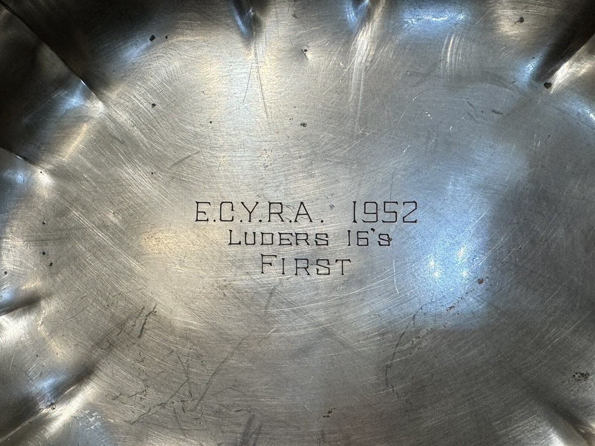 Chippendale 695 International Silver Scalloped Silver Plated