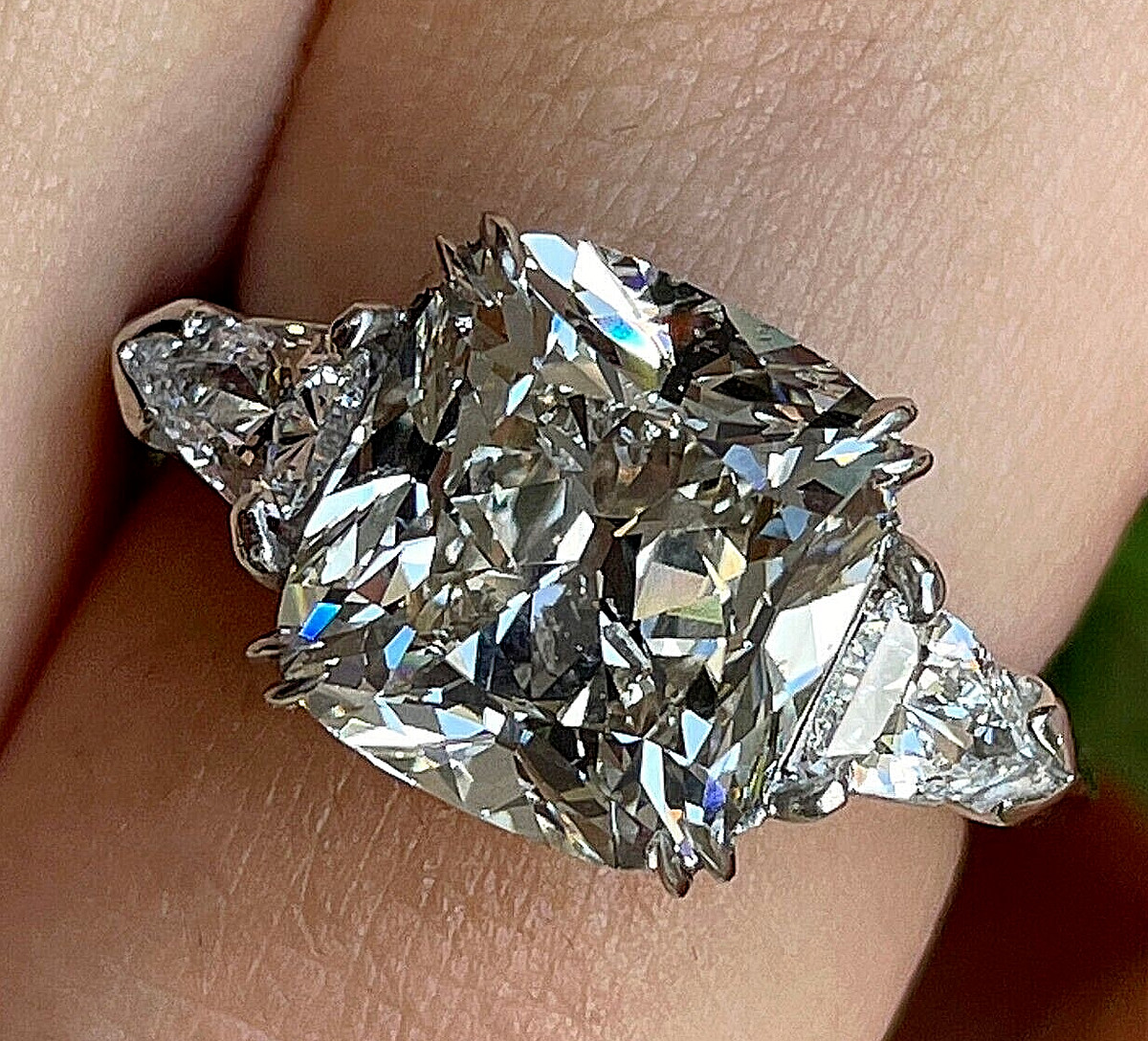 Antique Cushion Cut Engagement Rings