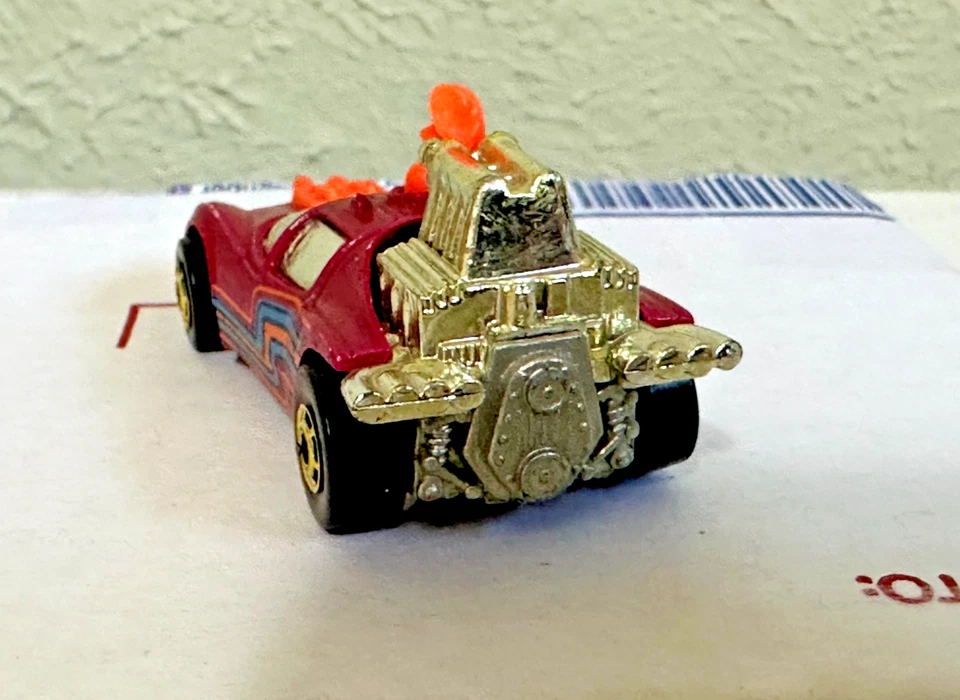 HOT WHEELS HOT ONES GHO GOLD HUBS SCIENCE FRICTION SPACE CAR LOST IN SPACE - Image 3 of 4