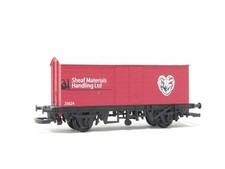 Hornby Railway OO Gauge R6474 LWB Box Van Sheaf Materials LTD 25624